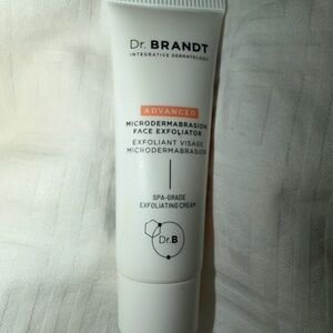Dr. Brandt Exfoliating Cream sample size .35 oz 10 g. Spa grade